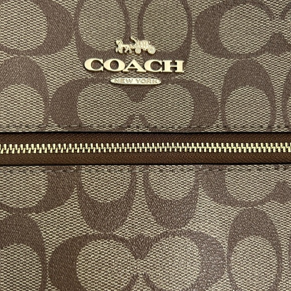 Coach crossbody - Picture 7 of 9